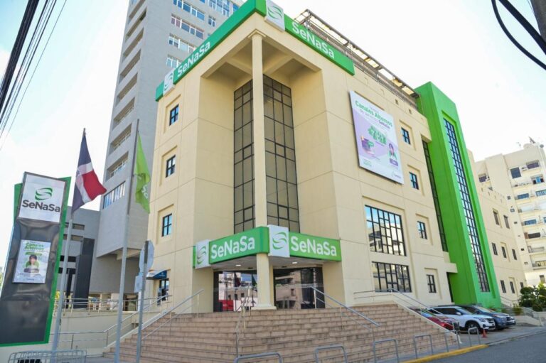 SeNaSa implementa nuevas coberturas según actualización del Plan de Servicios de Salud 8 | Noticias de hoy en República Dominicana WhatsApp Image 2025 12 10 at 9.05.25 PM | Noticias de hoy en De Último Minuto