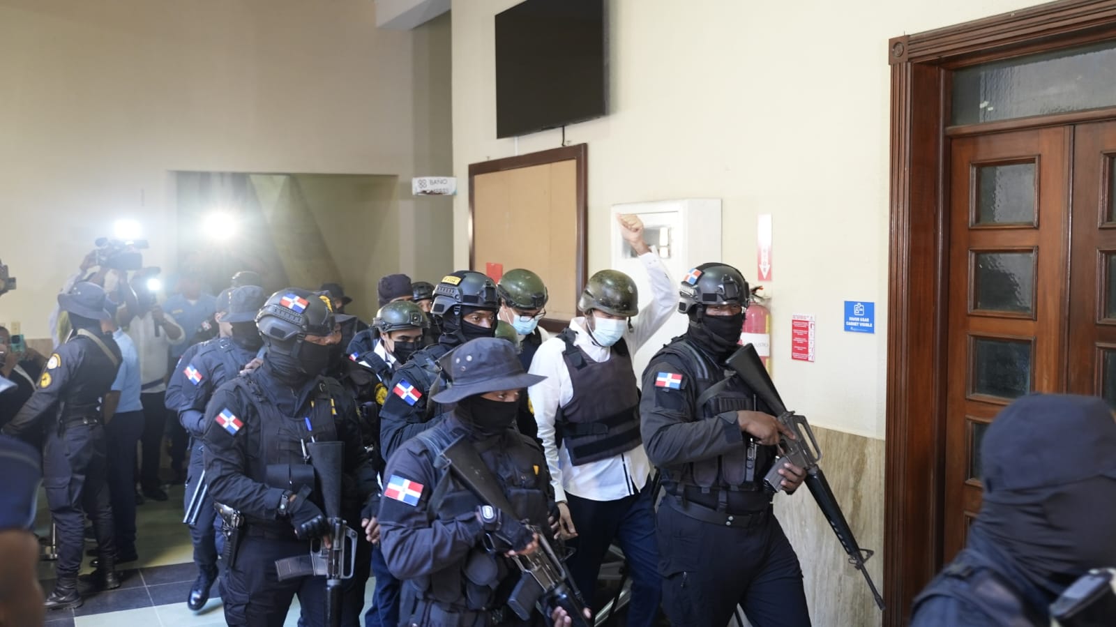 Avanza medida de coerción contra acusados en operación Cobra
