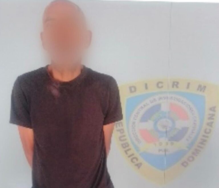 Apresan a hombre por robar escopeta y realizar disparo contra vehículo en Gurabo, Santiago