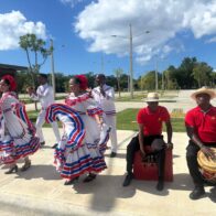 Con merengue típico dan inicio a la inauguración del parqueo de Bayahíbe
