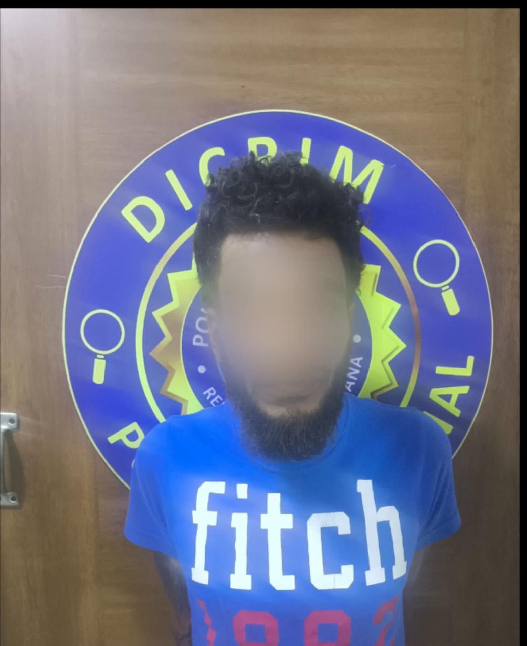 Policía arresta a “Deivy La Rata” por robo en residencia en Santiago