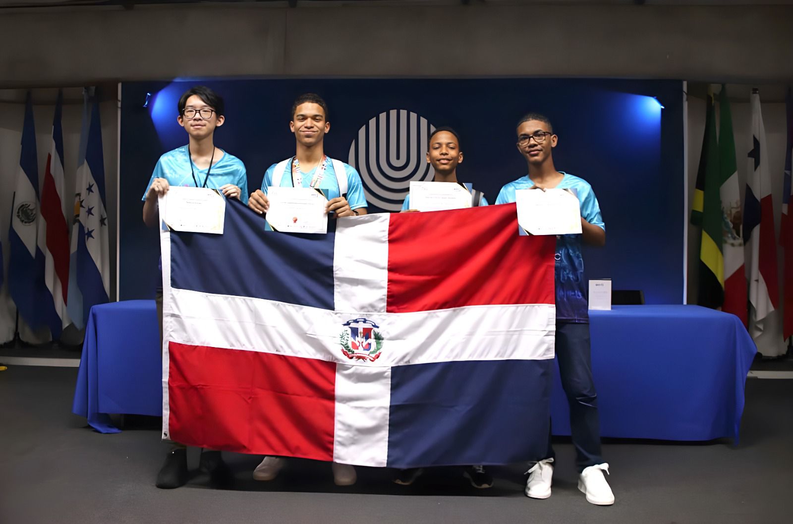 Estudiantes dominicanos se destacan en la vigésimo séptima Olimpiada de Matemática de Centroamérica y el Caribe