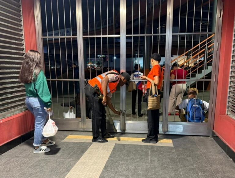Estaciones del Metro cierran sus puertas por "Noche Buena"