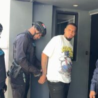 Joven se entrega a la PN vía De Último Minuto tras circulación de video con arma de fuego