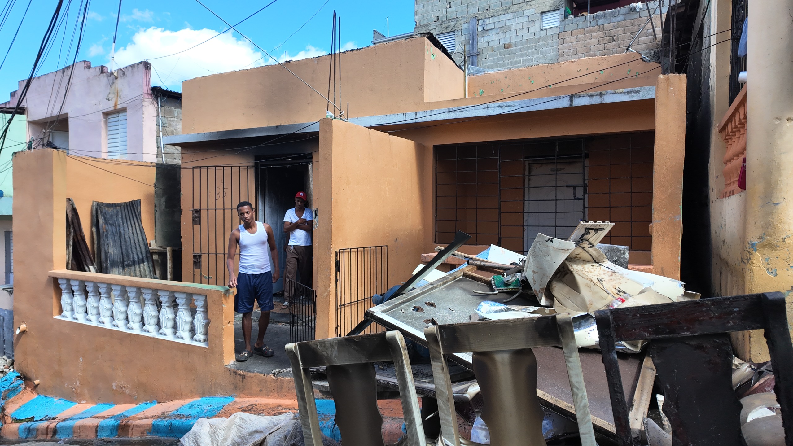 Consternación en Gualey por muerte de dos niñas en incendio