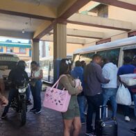Flujo de pasajeros se mantiene lento en paradas de guaguas hacia el Sur, Este y el Cibao