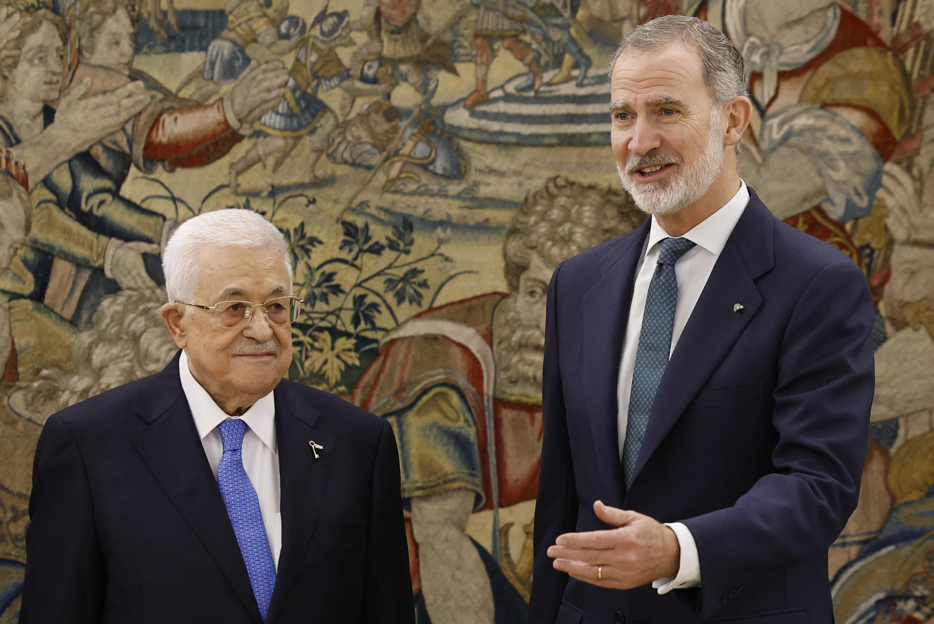 Felipe VI recibe a Abás en su segunda visita tras el reconocimiento del Estado palestino