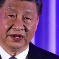 China condena a pena de muerte en suspenso a ex alto cargo del Consultivo por corrupción