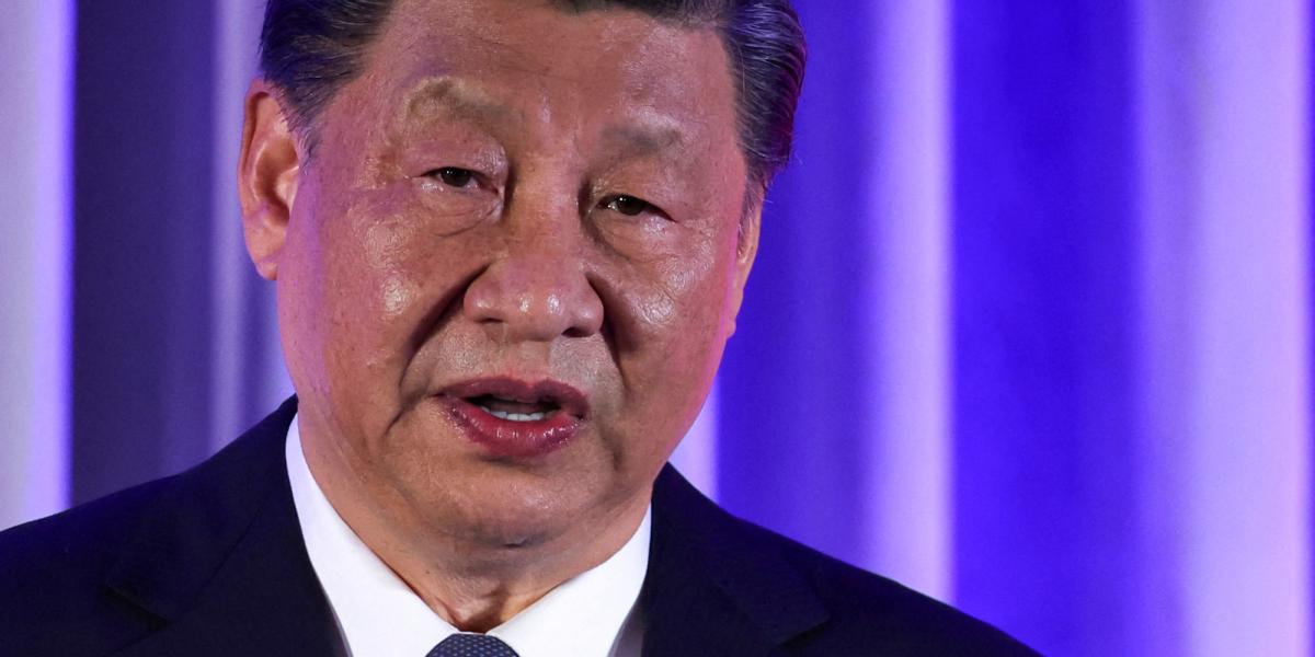 China condena a pena de muerte en suspenso a ex alto cargo del Consultivo por corrupción