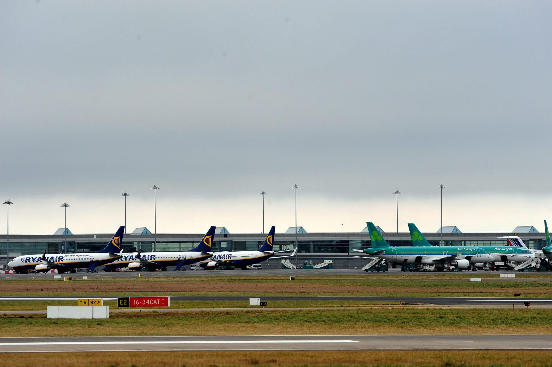 El aeropuerto de Dublín cancela 42 vuelos por la tormenta Bran