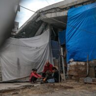 Muere una bebé de 8 meses por hipotermia en el sur de Gaza en pleno temporal