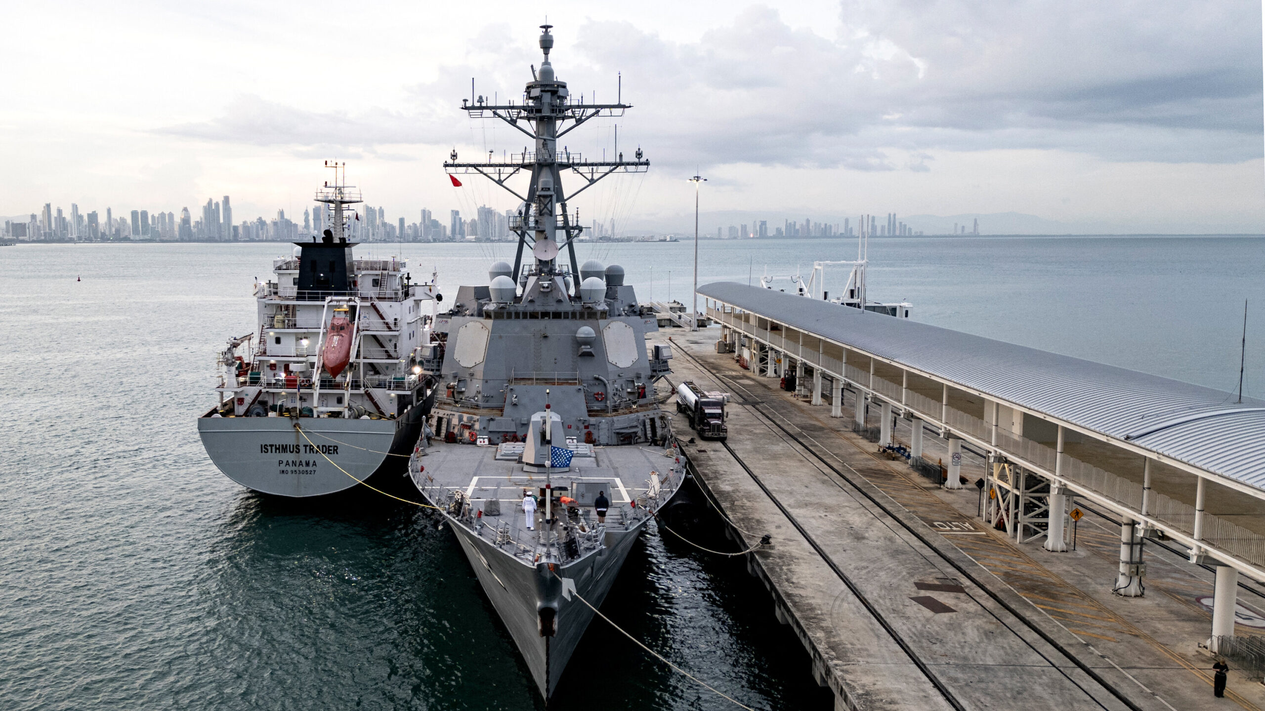 China pide que no se "reaccione de forma exagerada" ante supuesta movilización naval
