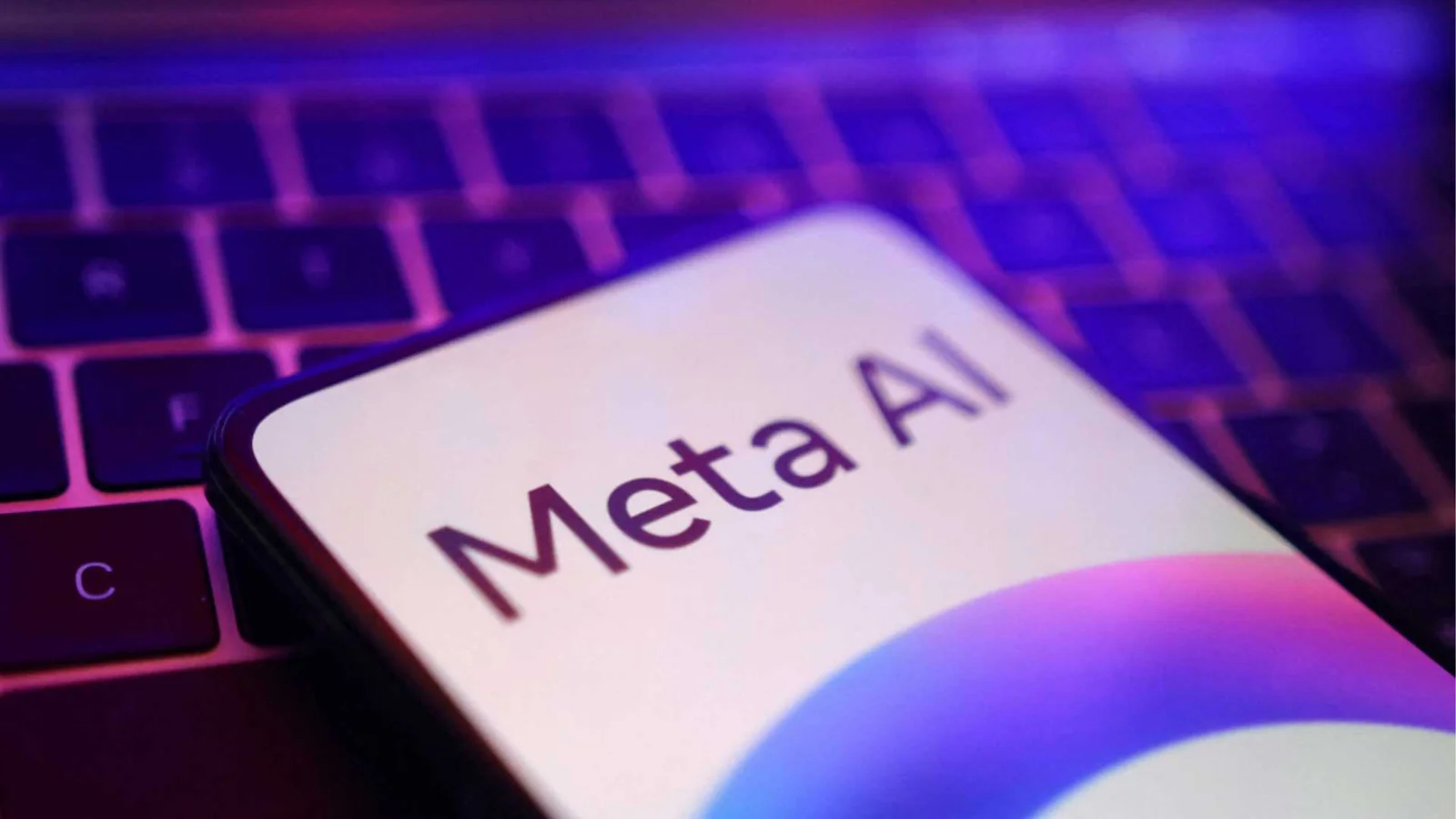 Meta pacta con varios medios el uso de contenido para entrenar su inteligencia artificial