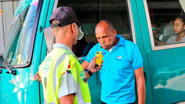 Digesett realizará pruebas de alcoholemia a choferes del transporte público por Año Nuevo