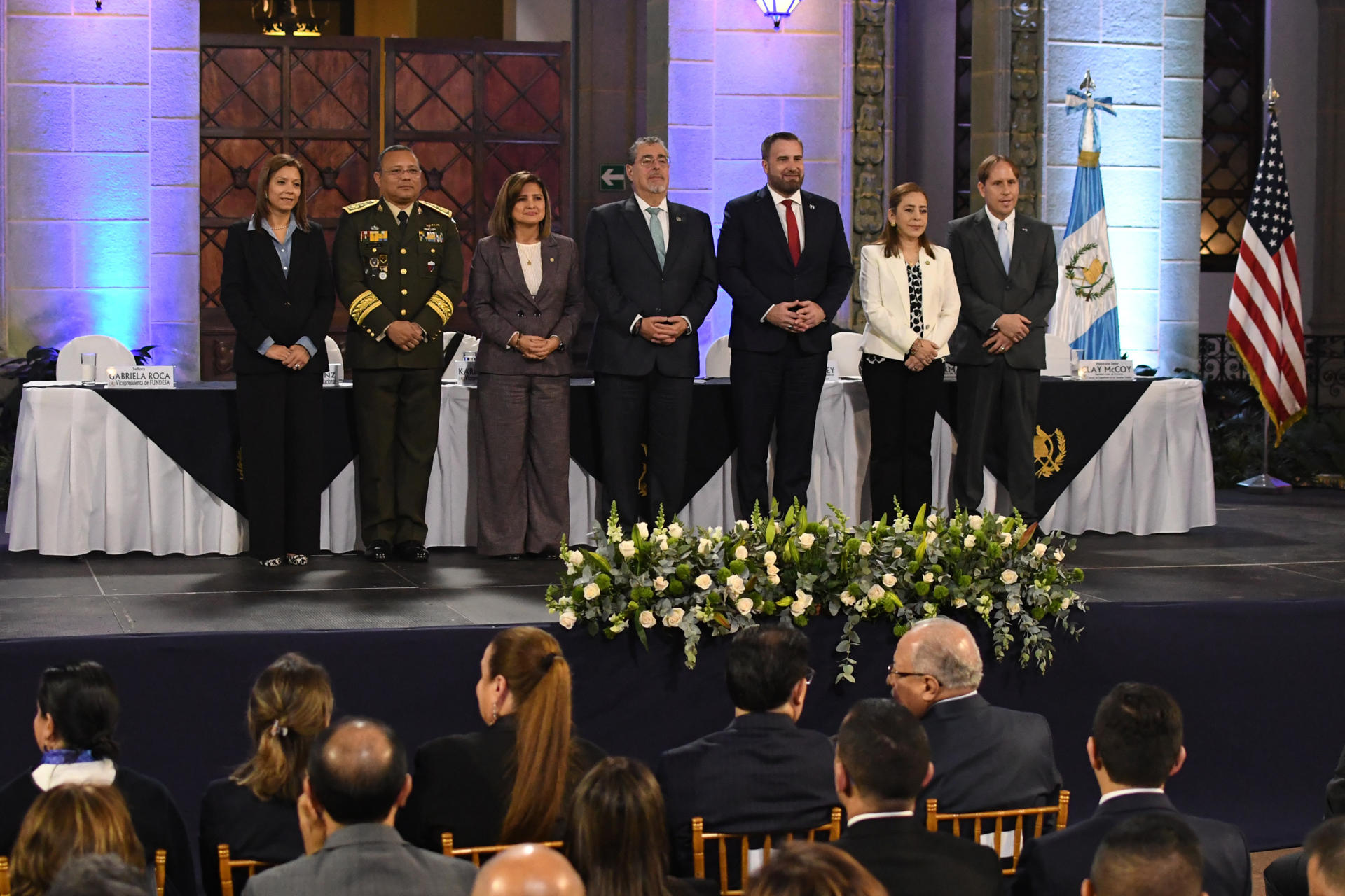 Guatemala invertirá 110 millones de dólares en infraestructura con el apoyo de EE.UU.