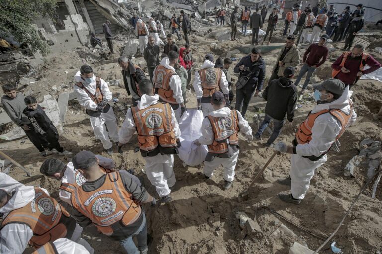 Israel mata a tres palestinos, incluido un joven de 17 años, en ciudad de Gaza