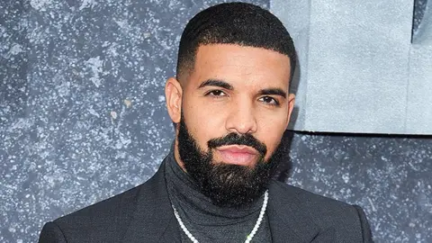 Acusan a Drake de usar una plataforma de apuestas para inflar sus reproducciones