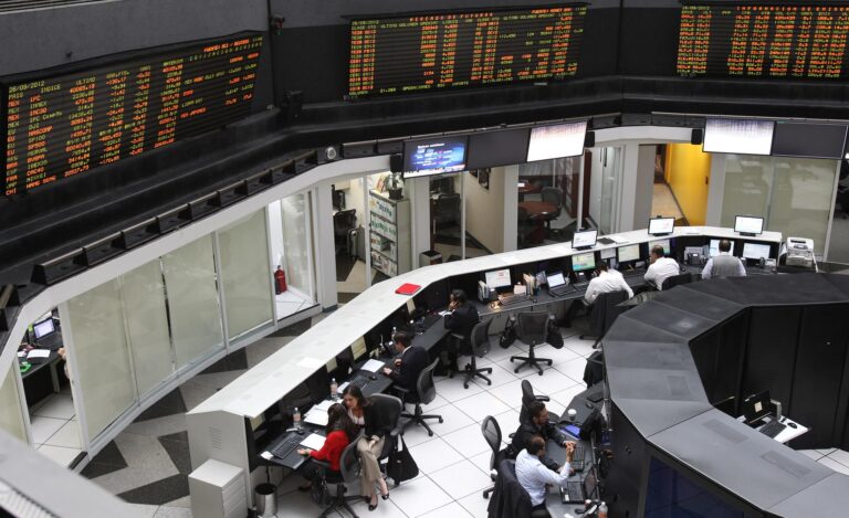 La bolsa mexicana gana 0,46 %, anota un nuevo máximo e hila racha positiva de 5 sesiones