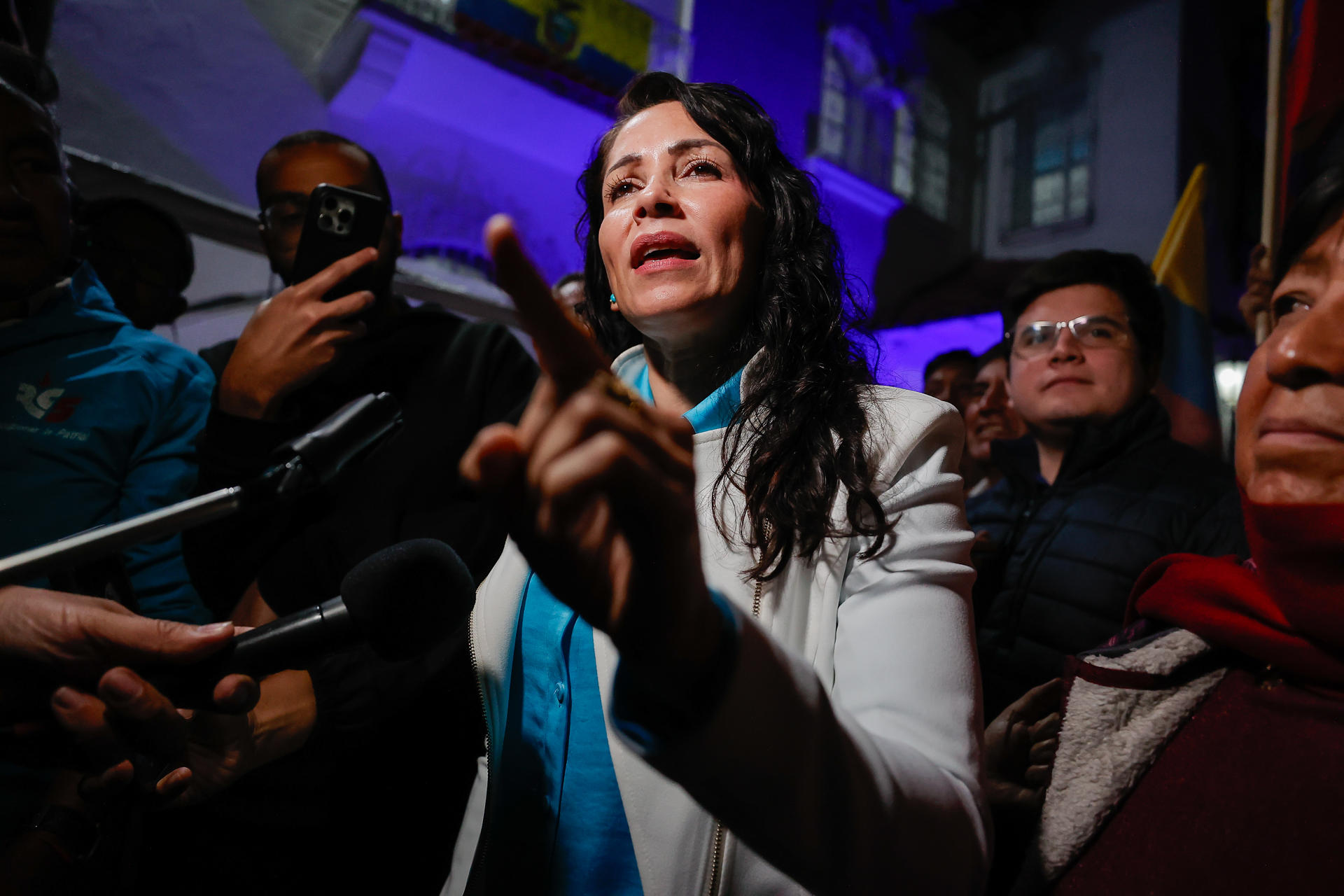 Allanan vivienda de excandidata presidencial del correísmo en caso presunto lavado activos