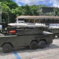 La madrugada del 3 de enero, una operación militar estadounidense empleó tácticas de guerra electrónica, coordinación estratégica y fuerzas especiales para ingresar al espacio aéreo venezolano y lograr la detención del líder y su esposa