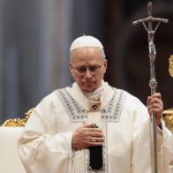 León XIV pidió paz y entendimiento para 2026: “El mundo no se salva afilando espadas, sino acogiendo a todos”