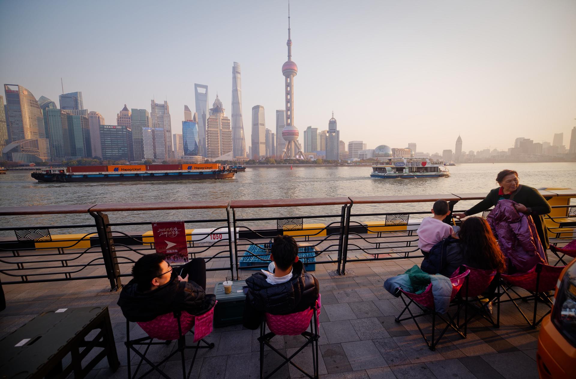 China mantiene en el 3 % su tipo de interés de referencia por noveno mes consecutivo