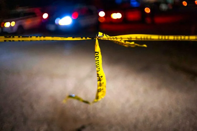 Cuatro asesinatos a balazos y tres accidentes fatales sacuden a Puerto Rico durante el fin de semana