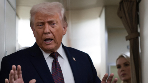 Trump advierte impondrá arancel del 100 % a Canadá si firma acuerdo comercial con China