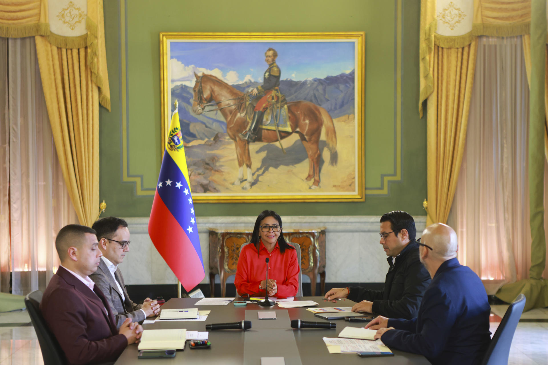 Venezuela extrajo 9,5 toneladas de oro en 2025, según Delcy Rodríguez