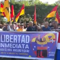 Izquierdistas protestan en el Parque Duarte de SFM exigiendo la liberación de Maduro y su esposa