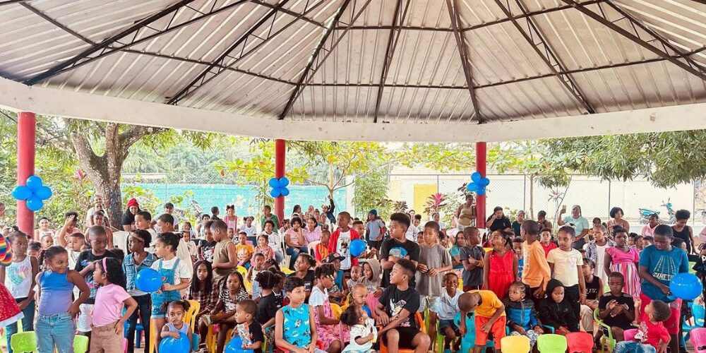 Junta de Distrito El Limón y Proyecto Amares celebran Día de Reyes con entrega de juguetes
