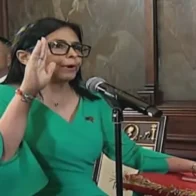 Delcy Rodríguez se convierte en la primera presidenta de Venezuela