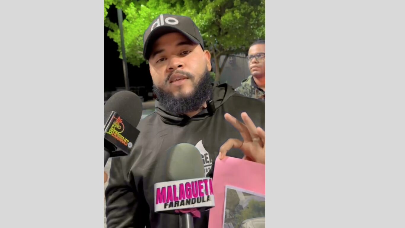 Realizan encendido de velas exigiendo respuesta por robo de vehículos en Cotuí