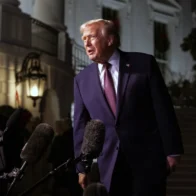 Trump insta a los republicanos a ganar las elecciones legislativas en EE.UU. para evitar un juicio político
