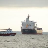 Tres barcos navegan hacia Estados Unidos con petróleo venezolano