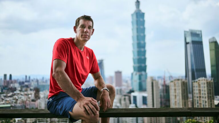 El ‘Skyscraper Live’ de Alex Honnold supera los 6 millones de visualizaciones en Netflix
