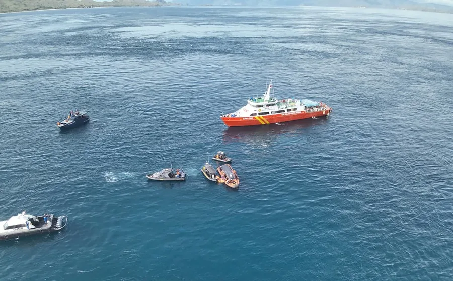 Indonesia inicia la última jornada de búsqueda del menor español desaparecido tras naufragio