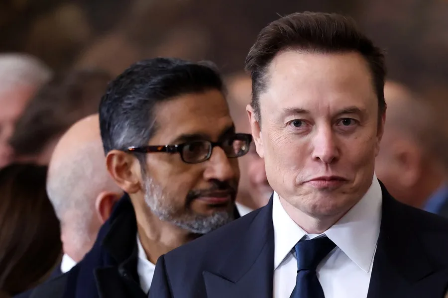 Elon Musk niega que la IA Grok genere imágenes de menores desnudos