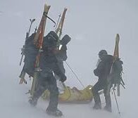 Fallecen tres esquiadores en los Alpes franceses por avalanchas tras fuertes nevadas