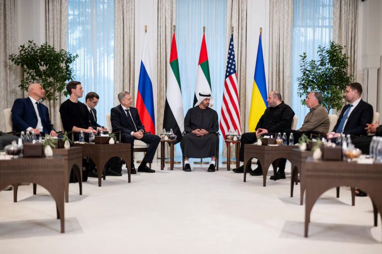 Conversaciones entre Ucrania, Rusia y Estados Unidos continuarán la próxima semana en Abu Dabi