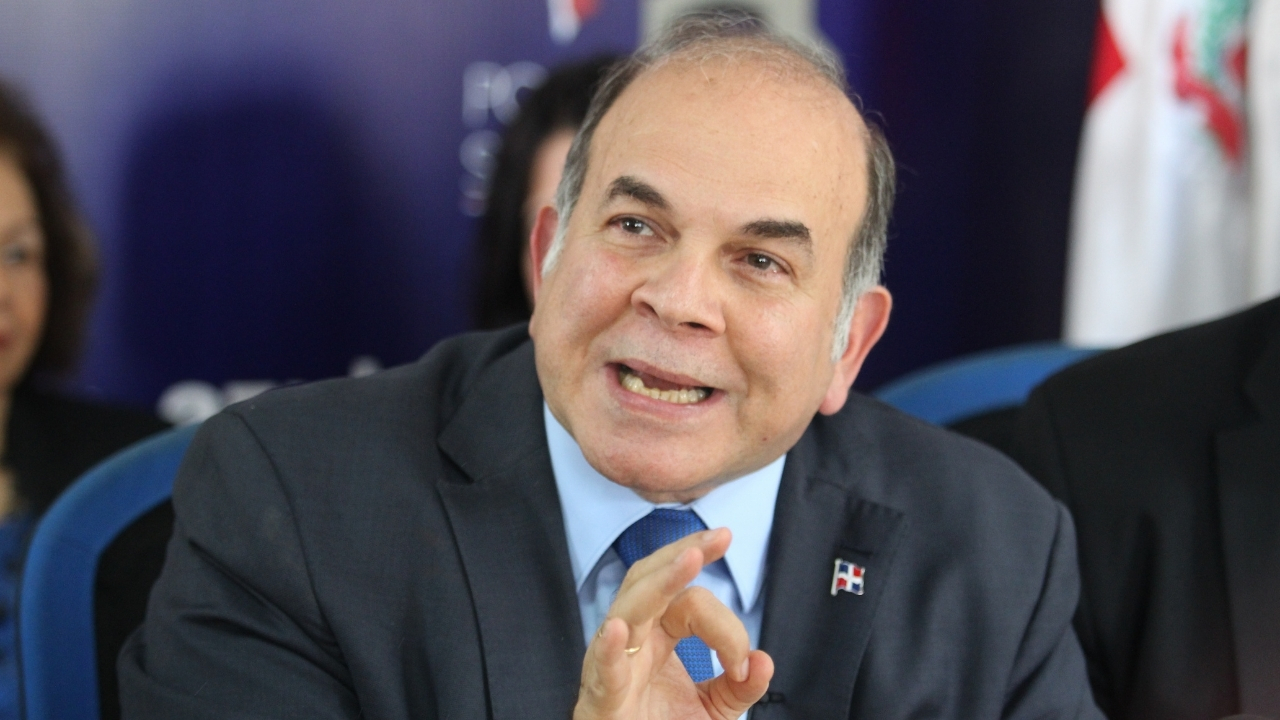 Pelegrín Castillo advierte suspensión de visas de EE.UU. podría incentivar uso fraudulento de identidad dominicana