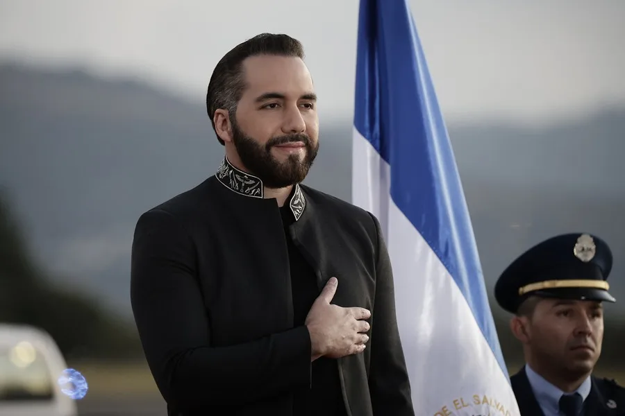 Bukele ofrece ayuda de El Salvador a Colombia tras fuerte terremoto