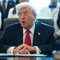 Trump ordena comprar 200.000 millones de dólares en bonos hipotecarios para rebajar cargas