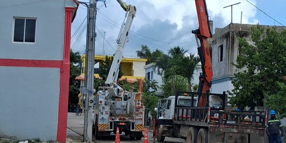 Edeeste desmantela fraude eléctrico y retira transformador a procesadora de carnes en Higüey