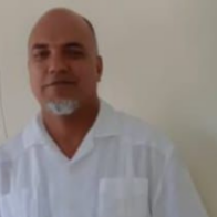 Familiares denuncian falta de apoyo oficial en búsqueda de pescador desaparecido en el Malecón de Santo Domingo