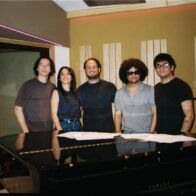 Solo Fernández firma con sello discográfico Point Records