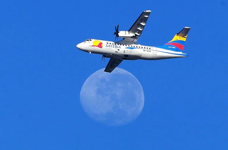 Encuentran accidentado el avión desaparecido en Colombia con sus 15 pasajeros fallecidos