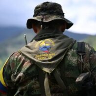 Un grupo de 11 disidentes de las FARC se somete a la justicia en el oeste de Colombia