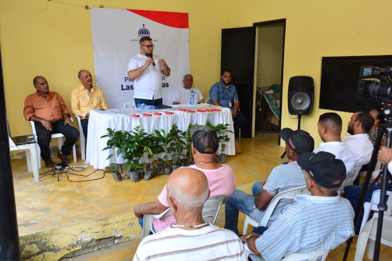 FEDA realiza la quinta ruta del Jaya y apoya agricultores de la provincia Duarte