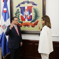 Raquel Peña juramenta a Eduardo Sanz Lovatón como ministro de Industria, Comercio y Mipymes